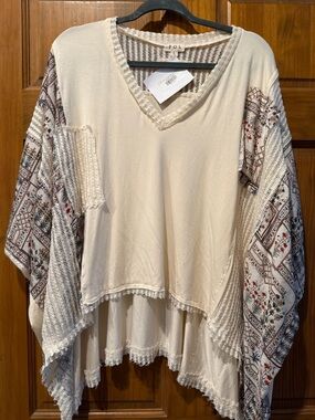 NWT!POL Sz L oversized Cream Boho V-Neck Oversized Top